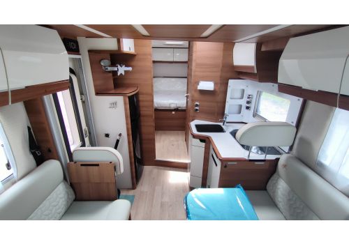 Low Profile Motorhome RAPIDO 696F Modelo 2023 en Sale Occasion