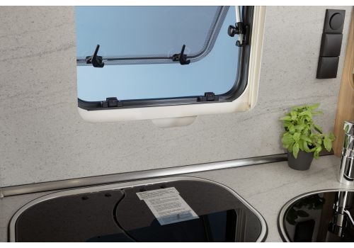 Integral Motorhome DETHLEFFS Advantage I7051 modelo 2018 en Catalog