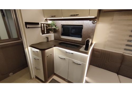 Low Profile Motorhome BURSTNER BT 6802 en Sale Occasion