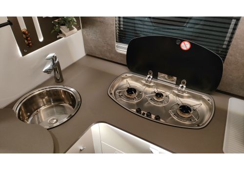 Low Profile Motorhome BURSTNER BT 6802 en Sale Occasion