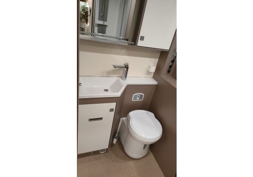 Low Profile Motorhome BURSTNER BT 6802 en Sale Occasion