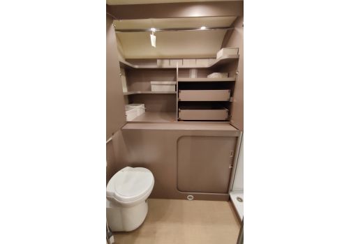 Low Profile Motorhome BURSTNER BT 6802 en Sale Occasion