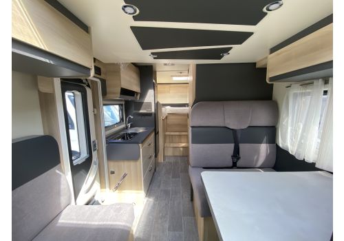 Low Profile Motorhome ITINEO PJ700 Modelo 2023 en Sale Occasion