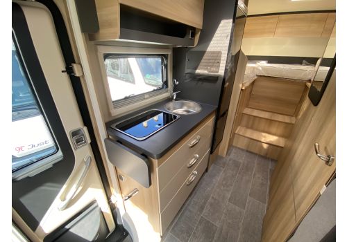 Low Profile Motorhome ITINEO PJ700 Modelo 2023 en Sale Occasion