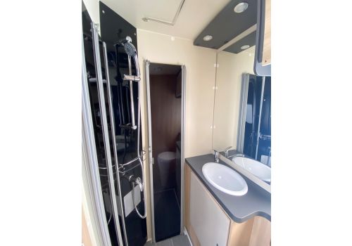 Low Profile Motorhome ITINEO PJ700 Modelo 2023 en Sale Occasion