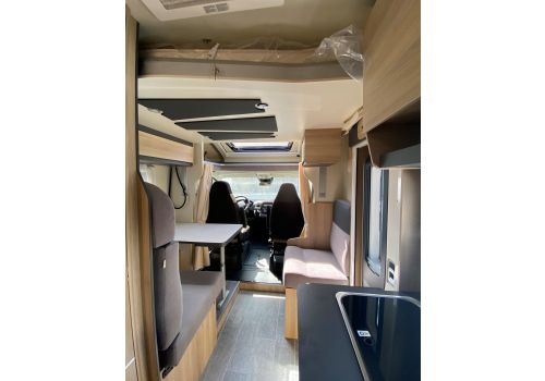 Low Profile Motorhome ITINEO PJ700 Modelo 2023 en Sale Occasion