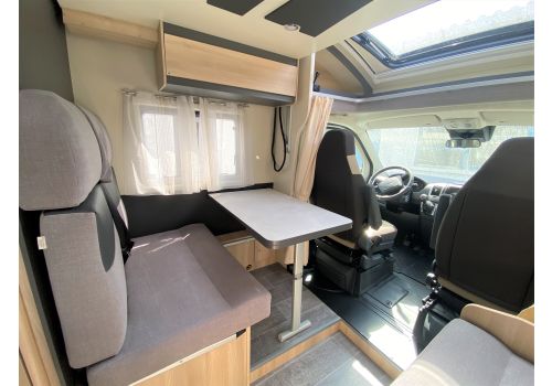 Low Profile Motorhome ITINEO PJ700 Modelo 2023 en Sale Occasion