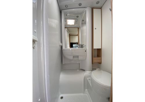 Capuchina Motorhome SUNLIGHT A60 en Catalog