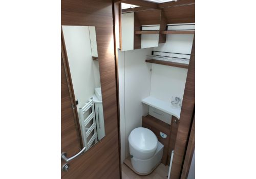Integral Motorhome RAPIDO Distinction I 190 en Sale Occasion