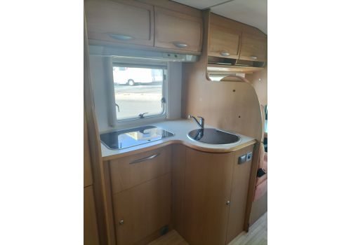Low Profile Motorhome RIMOR 700 en Sale Occasion