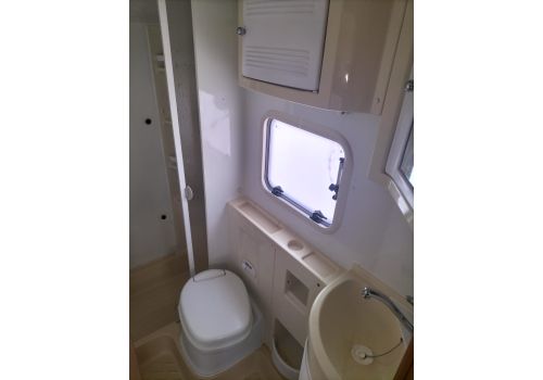 Low Profile Motorhome RIMOR 700 en Sale Occasion