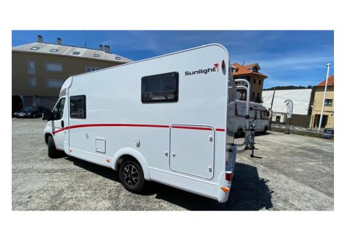 Low Profile Motorhome SUNLIGHT V66 en Sale Occasion