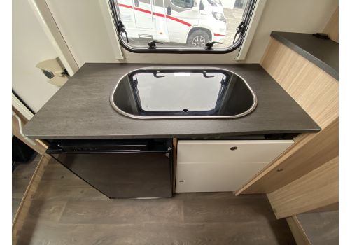 Low Profile Motorhome SUNLIGHT V66 en Sale Occasion
