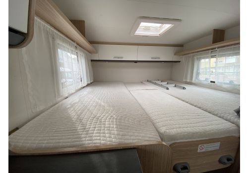 Low Profile Motorhome SUNLIGHT V66 en Sale Occasion