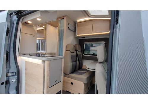Camper Van DETHLEFFS Globetrail 590 C Modelo 2023 en Sale Occasion