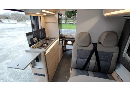 Camper Van DETHLEFFS Globetrail 590 C Modelo 2023 en Sale Occasion