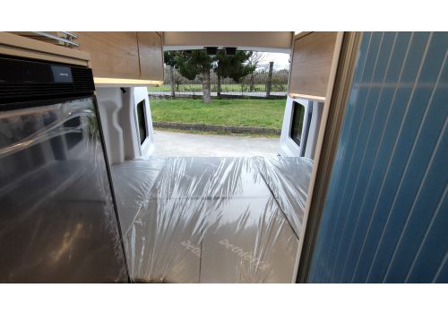 Camper Van DETHLEFFS Globetrail 590 C Modelo 2023 en Sale Occasion