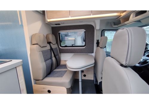 Camper Van DETHLEFFS Globetrail 590 C Modelo 2023 en Sale Occasion