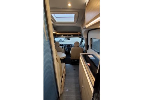 Camper Van DETHLEFFS Globetrail 590 C Modelo 2023 en Sale Occasion