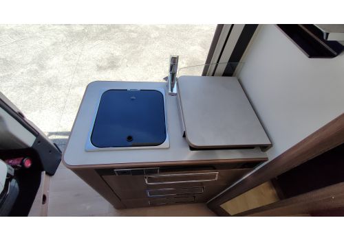 Camper Van DREAMER D55 Limited Select Modelo 2023 en Sale Occasion