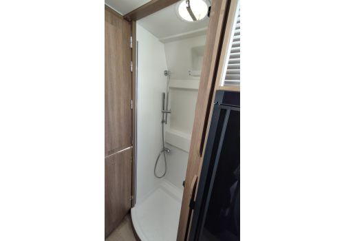 Camper Van DREAMER D55 Limited Select Modelo 2023 en Sale Occasion