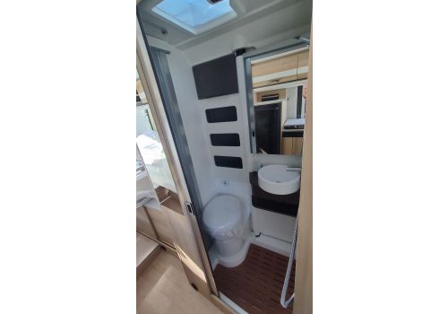 Camper Van DREAMER D68 Limited Select Modelo 2023 en Sale Occasion
