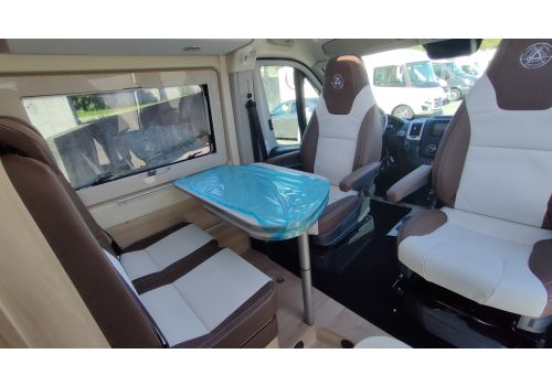 Camper Van DREAMER D68 Limited Select Modelo 2023 en Sale Occasion