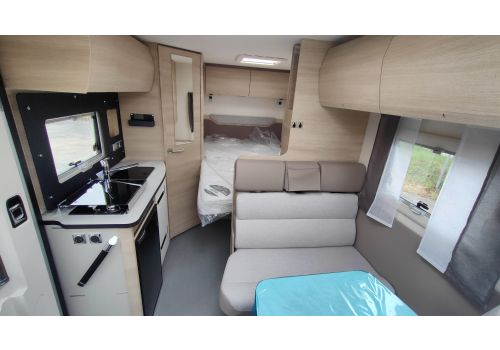 Low Profile Motorhome RAPIDO C56 Modelo 2023 en Sale Occasion