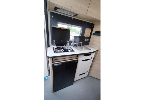 Low Profile Motorhome RAPIDO C56 Modelo 2023 en Sale Occasion