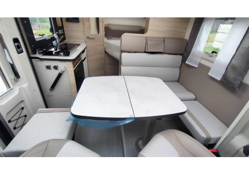Low Profile Motorhome RAPIDO C56 Modelo 2023 en Sale Occasion