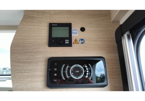 Low Profile Motorhome RAPIDO C56 Modelo 2023 en Sale Occasion