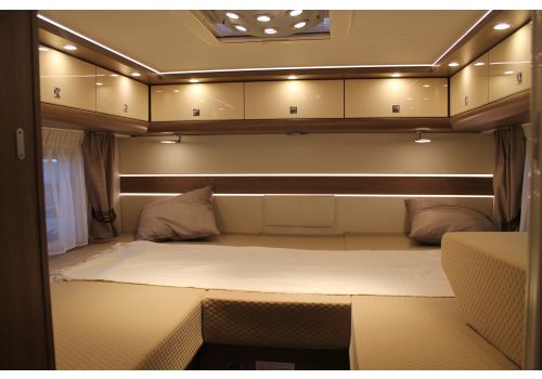 Low Profile Motorhome DETHLEFFS Esprit T 6810-2 modelo 2019 en Sale Occasion