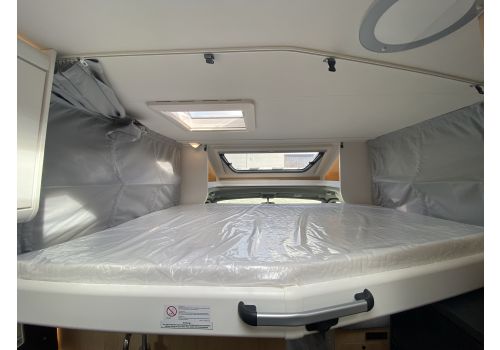 Low Profile Motorhome SUNLIGHT T67S en Catalog