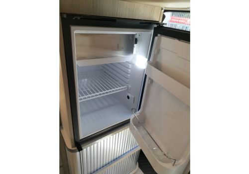 Camper Van DREAMER Cap Land en Sale Occasion