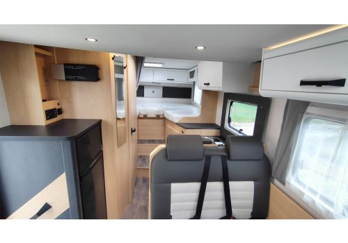 Low Profile Motorhome SUNLIGHT T67S Adventure Edition en Sale Occasion
