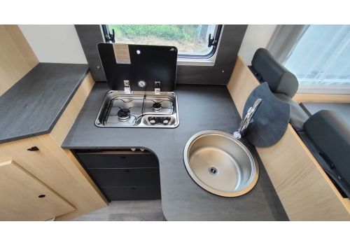 Low Profile Motorhome SUNLIGHT T67S Adventure Edition en Sale Occasion