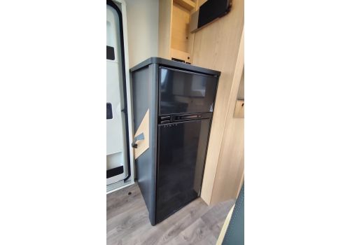 Low Profile Motorhome SUNLIGHT T67S Adventure Edition en Sale Occasion