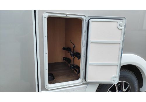 Low Profile Motorhome SUNLIGHT T67S Adventure Edition en Sale Occasion