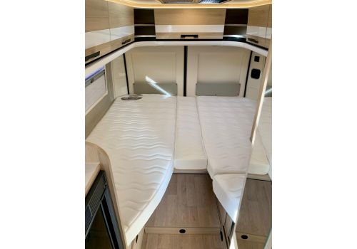 Camper Van DREAMER D68+ Select Modelo 2024 en Sale Occasion