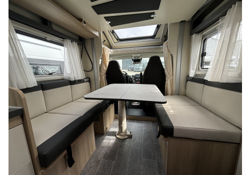 Low Profile Motorhome ITINEO PC640 Modelo 2024 en Sale Occasion