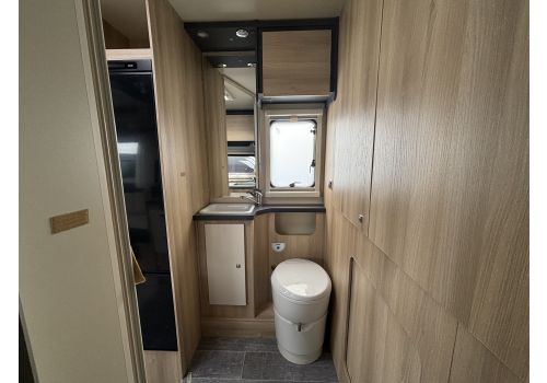 Low Profile Motorhome ITINEO PC640 Modelo 2024 en Sale Occasion