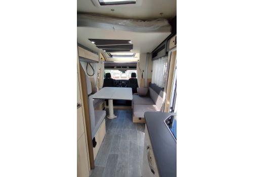 Low Profile Motorhome ITINEO PS700 Modelo 2024 en Sale Occasion