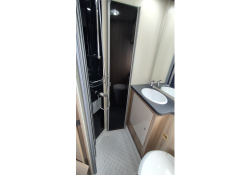 Low Profile Motorhome ITINEO PS700 Modelo 2024 en Sale Occasion
