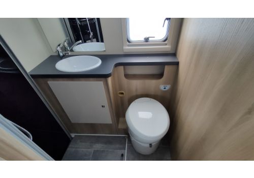 Low Profile Motorhome ITINEO PS700 Modelo 2024 en Sale Occasion