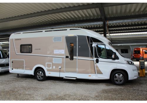 Low Profile Motorhome DETHLEFFS Esprit T 7150-2 DBT modelo 2019 en Sale Occasion