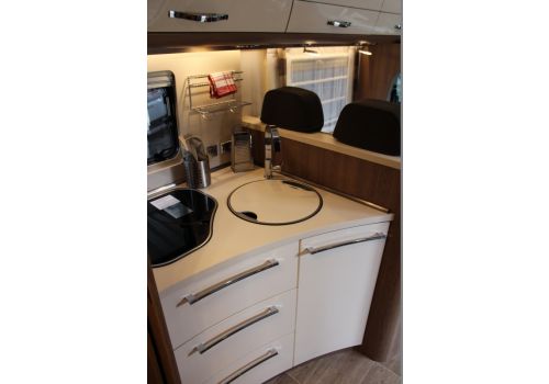 Low Profile Motorhome DETHLEFFS Esprit T 7150-2 DBT modelo 2019 en Sale Occasion