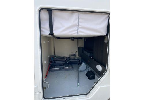 Low Profile Motorhome ROLLER TEAM Kronos 295 TL en Sale Occasion