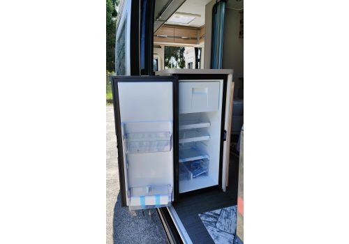 Camper Van DETHLEFFS Globetrail 600 en Sale Occasion