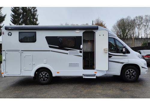 Low Profile Motorhome SUNLIGHT V66 en Sale Occasion