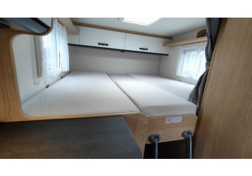 Low Profile Motorhome SUNLIGHT V66 en Sale Occasion